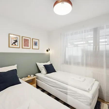 Helle & Moderne Mit Panorama-balkon Apartment *