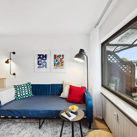 Apartment Helle & Moderne Mit Panorama-balkon *