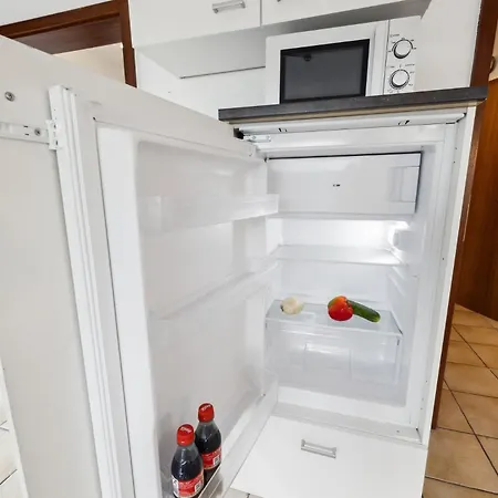 Apartamento Helle & Moderne Mit Panorama-balkon