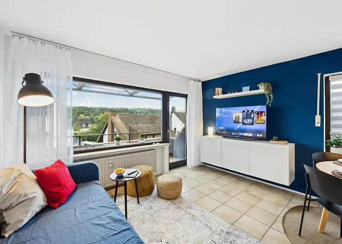 Helle & Moderne Mit Panorama-balkon Appartement Coblence