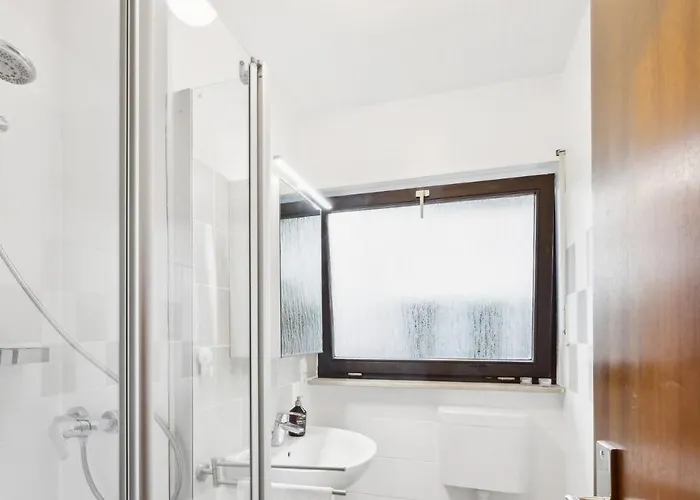 Helle & Moderne Mit Panorama-balkon Appartement *